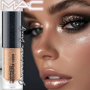 MAC Cosmetics Dazzleshadow Liquid Eyeshadow Flash Dance (Champagne Glitter)